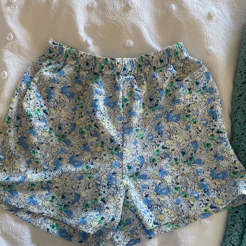 Floral Blue and Green Women's Shorts